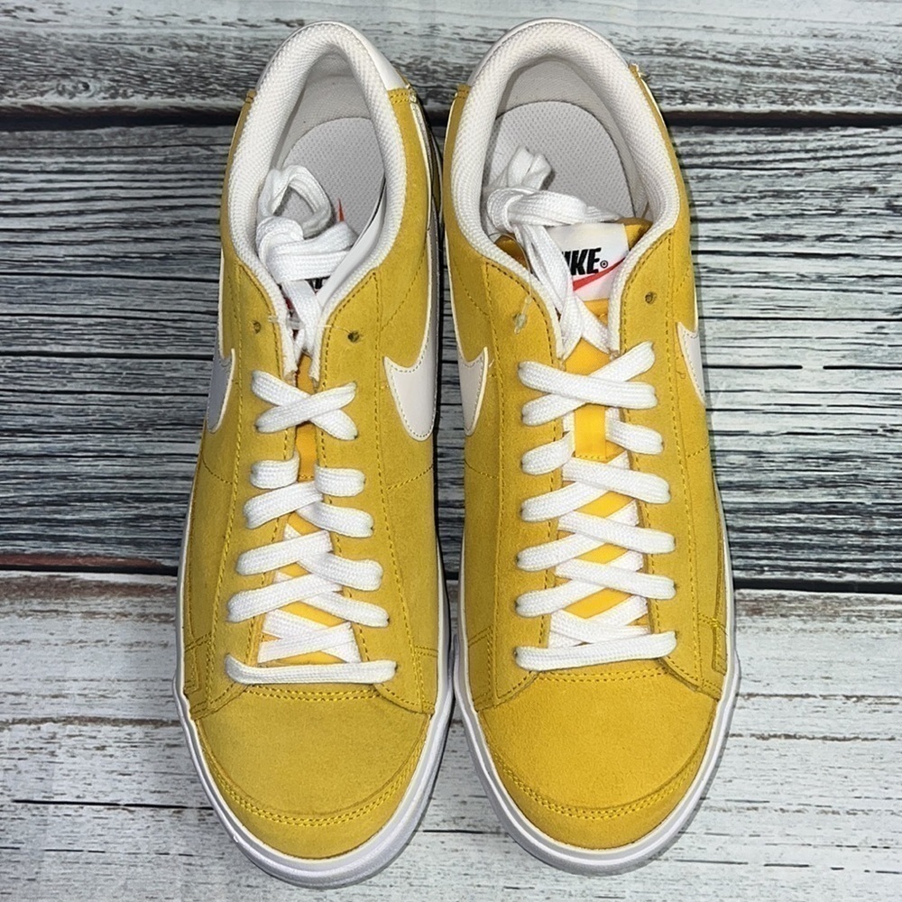 Nike Men's Blazer Low ‘77 Suede Speed Yellow/White-Speed Yellow-White Size 9 - Picture 7 of 9